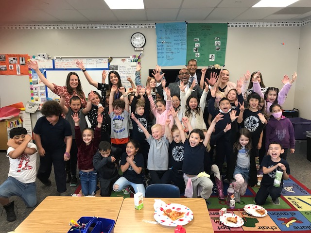 Classroom of students with Denver Mayor Michael Hancock